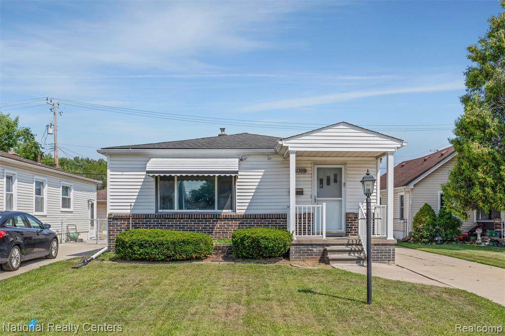 23018 Lambrecht Avenue - Photo 1