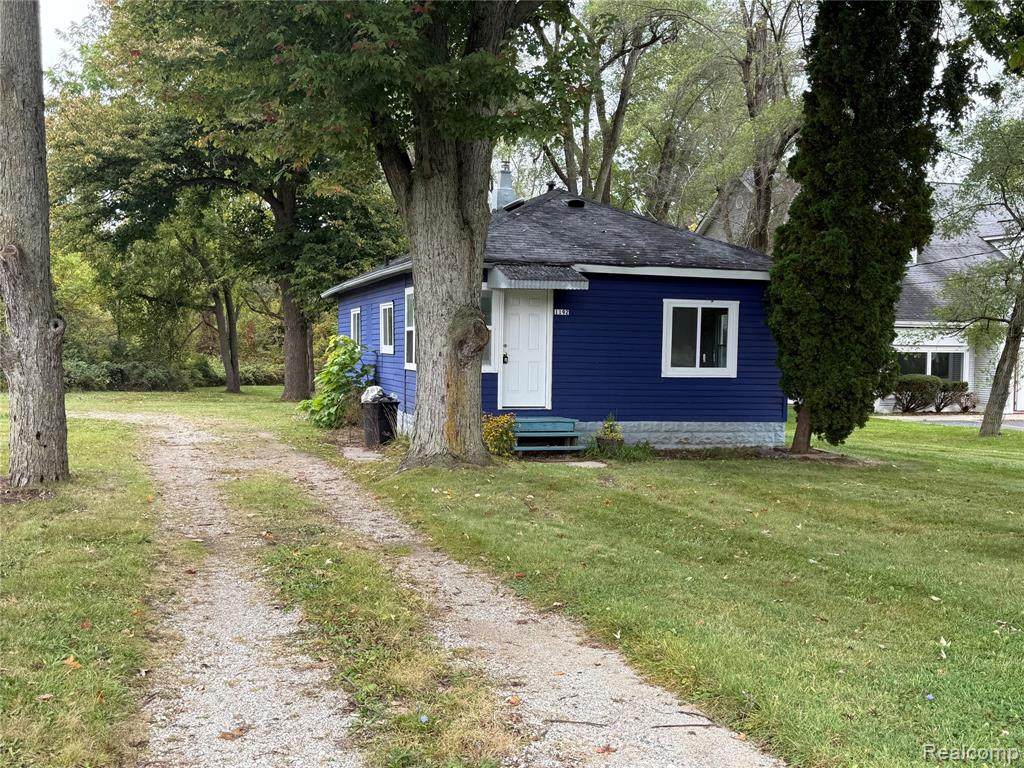 1220 Belsay Road - Photo 1