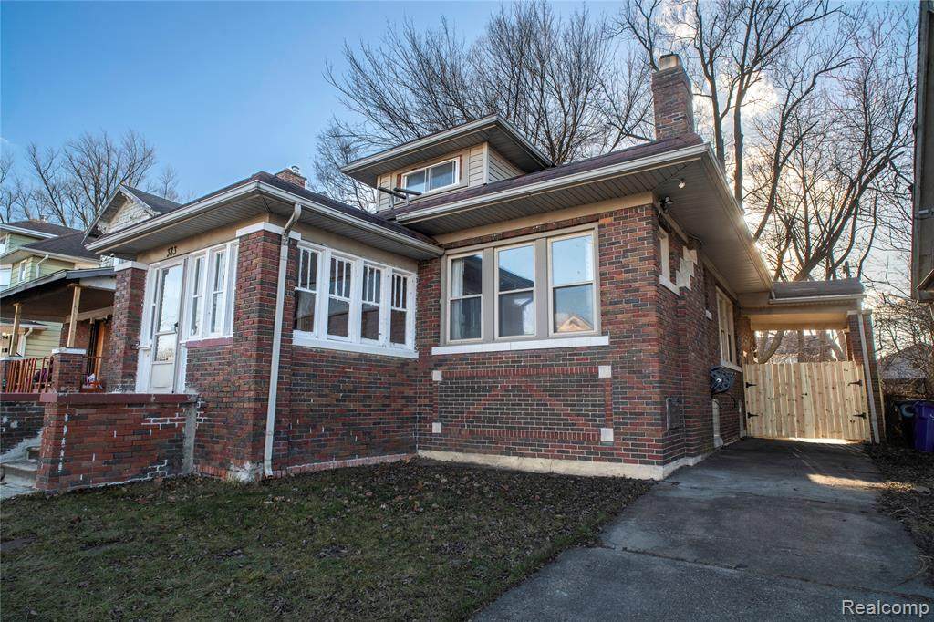 383 Chalmers Street - Photo 1