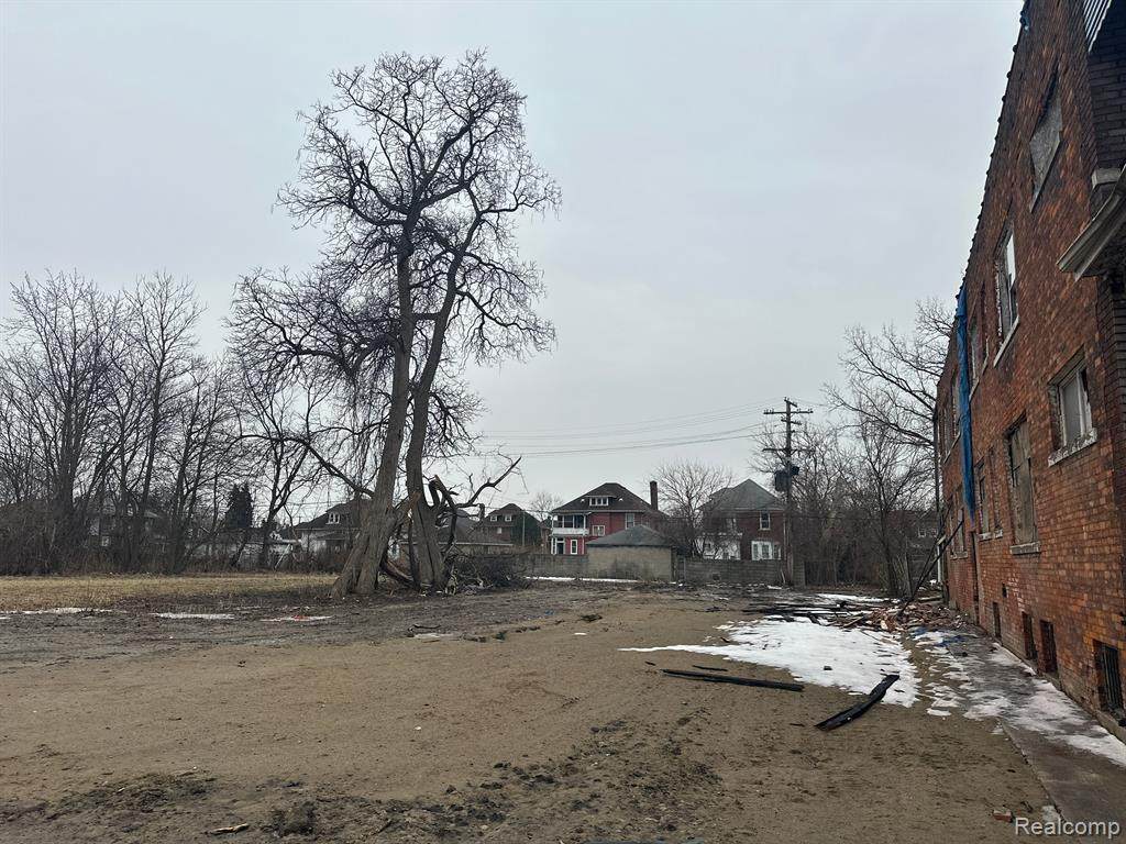 526 Harmon Street - Photo 1