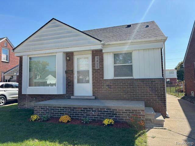 1425 Moran Avenue - Photo 1