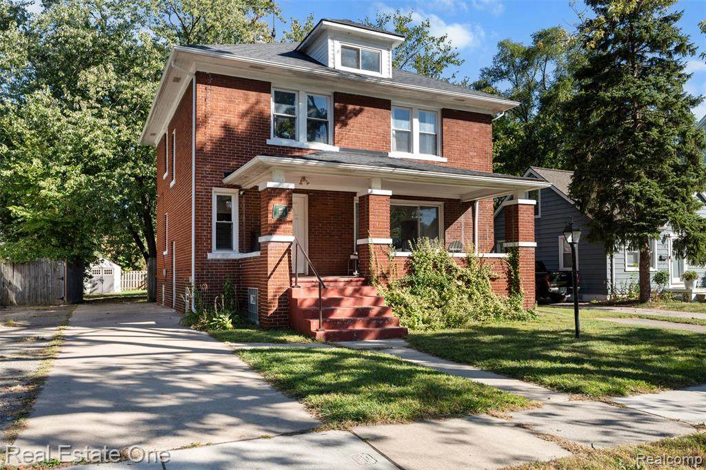 261 Webster Street - Photo 1