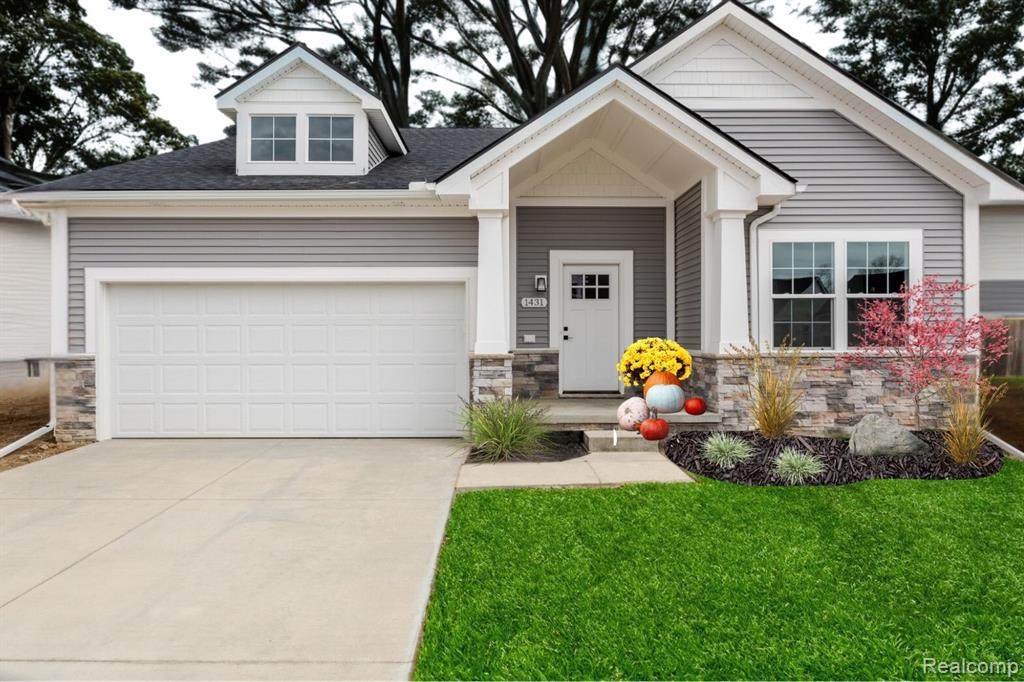 22622 Pine Drive - Photo 1