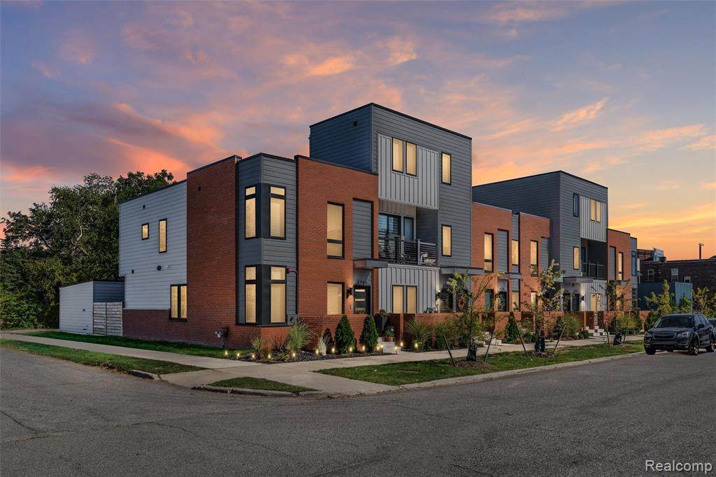 2736 Harrison Street - Photo 1