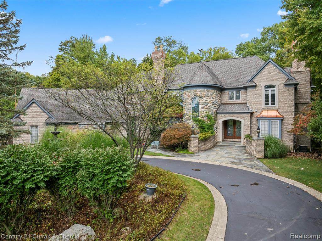 34062 Lyncroft Street - Photo 1