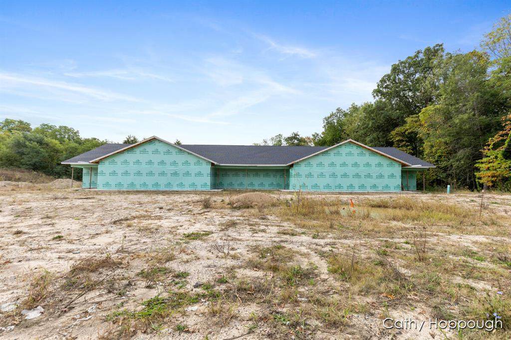 533 Washington Street - Photo 1