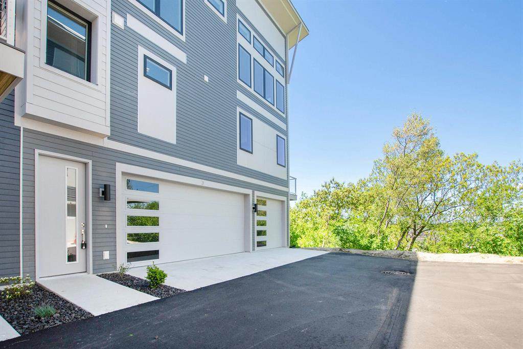 631 Fairview Avenue - Photo 1