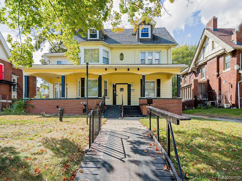 491 Grand Boulevard - Photo 1