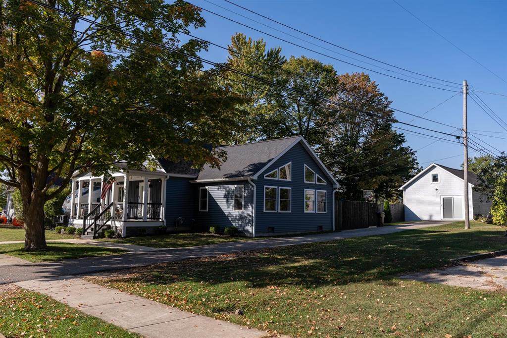 308 3rd Street - Photo 1