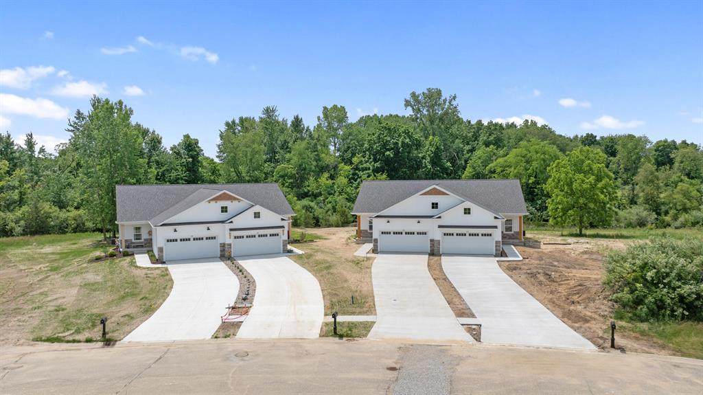 144 Ashley Court - Photo 1