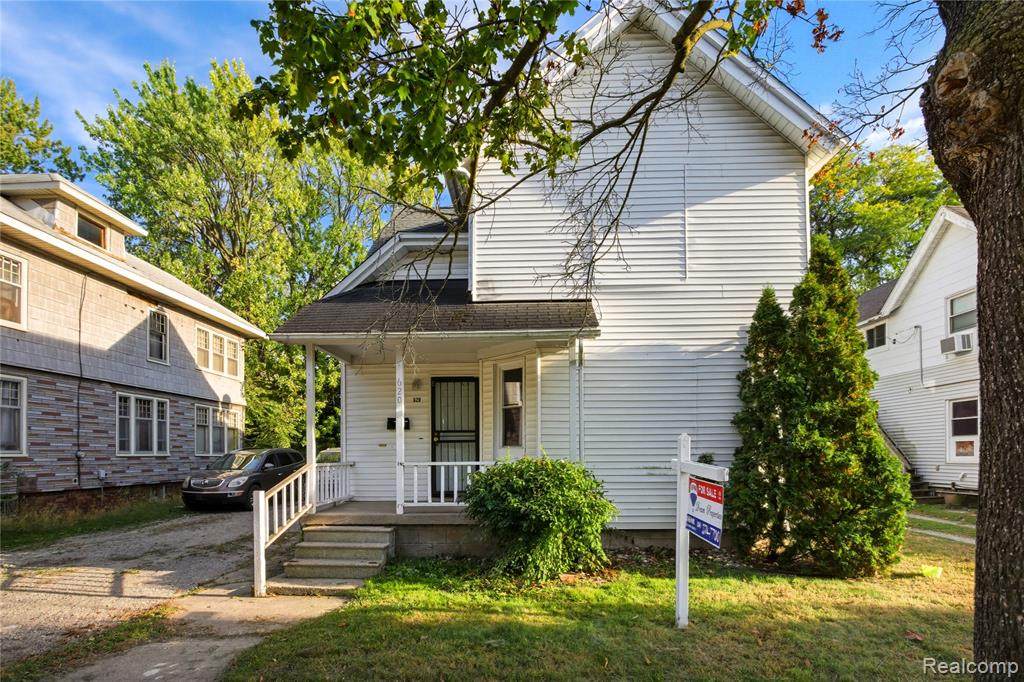 620 2ND Street - Photo 1