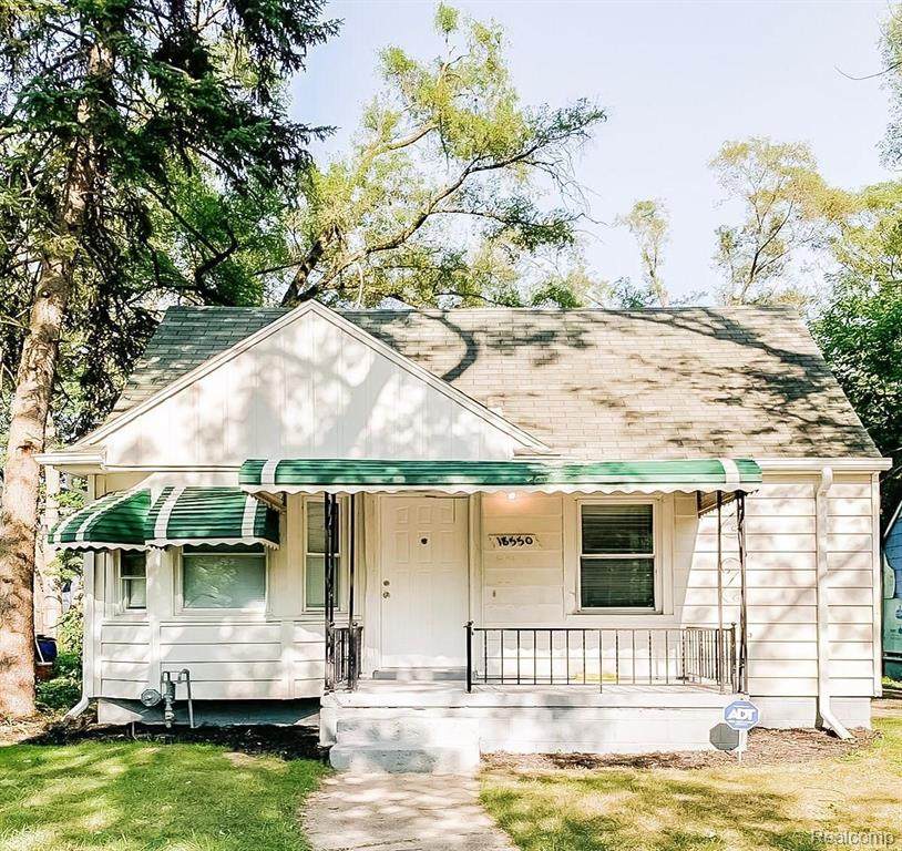 18550 Pierson Street - Photo 1