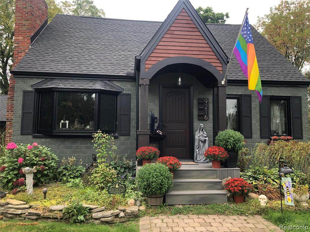 9216 Davison Road - Photo 1