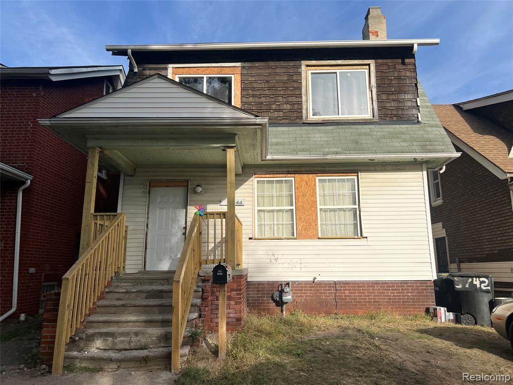 15344 Dexter Avenue - Photo 1