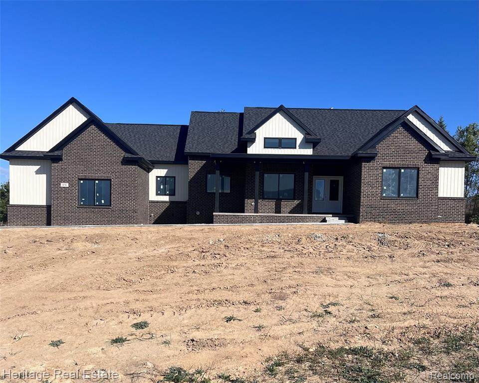 976 Highland View Lane - Photo 1