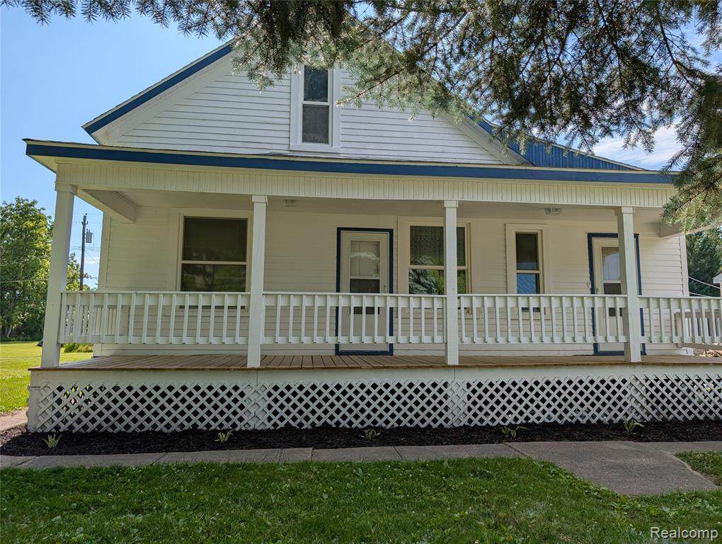 343 Silver Street - Photo 1