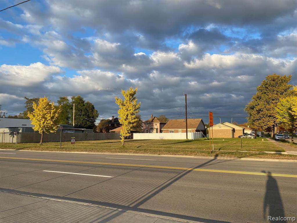 https://bt-photos.global.ssl.fastly.net/michigan/orig_boomver_1_644453344-2.jpg