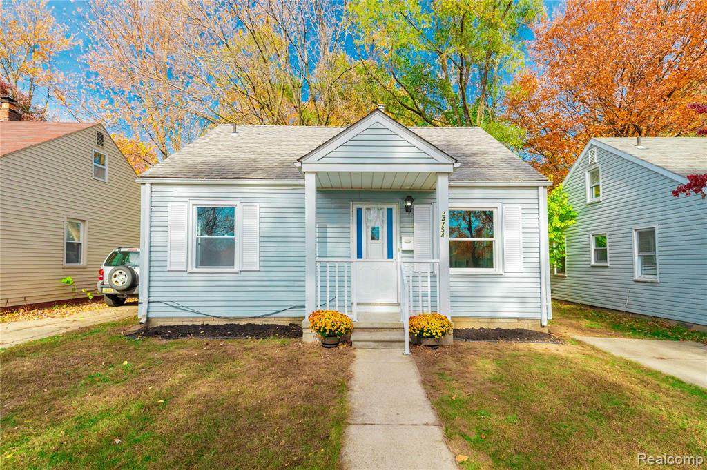 24754 Annapolis Street - Photo 1