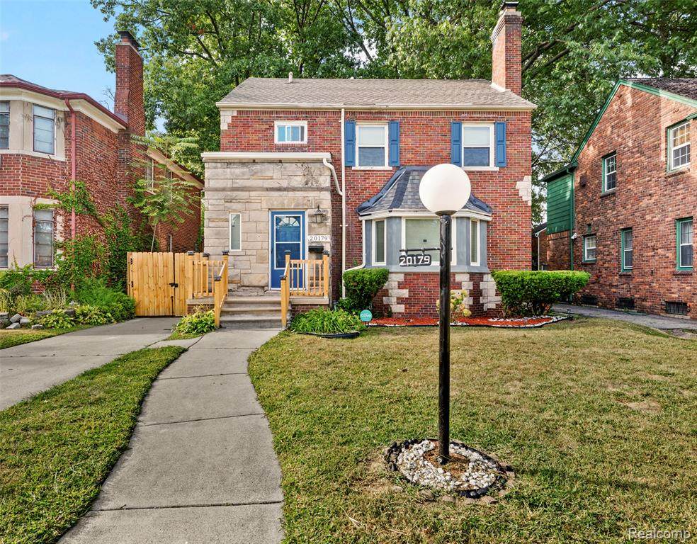 20179 Canterbury Road - Photo 1