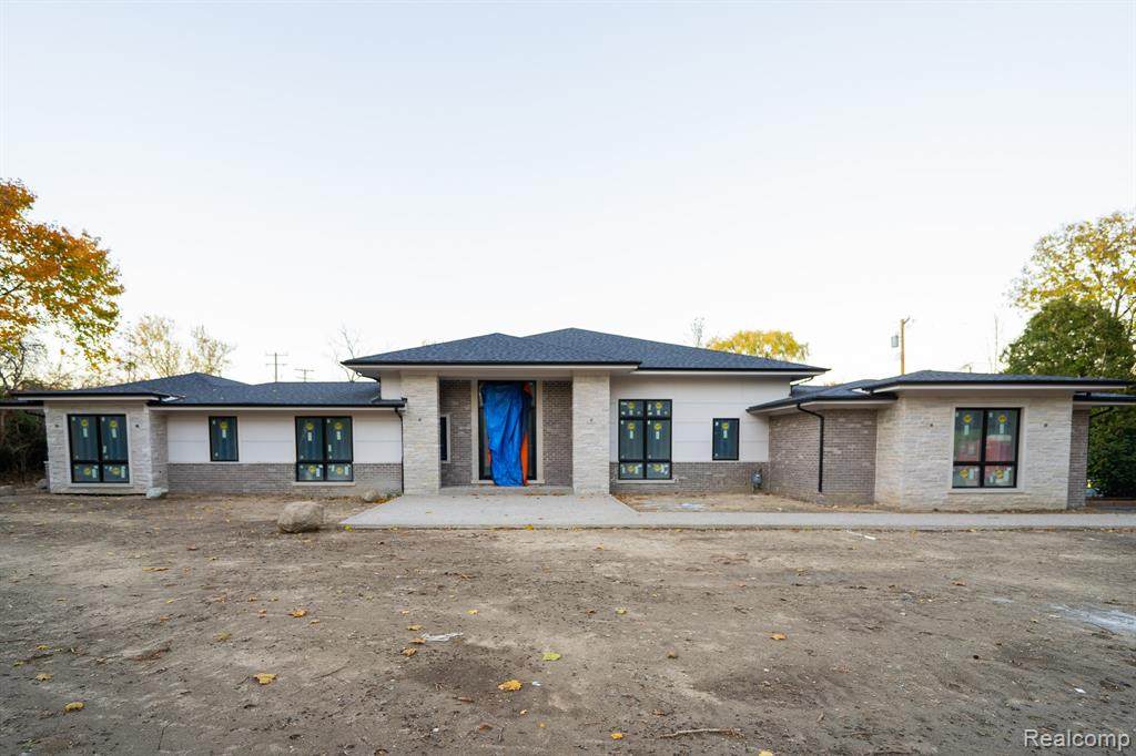 7400 Melody Lane - Photo 1