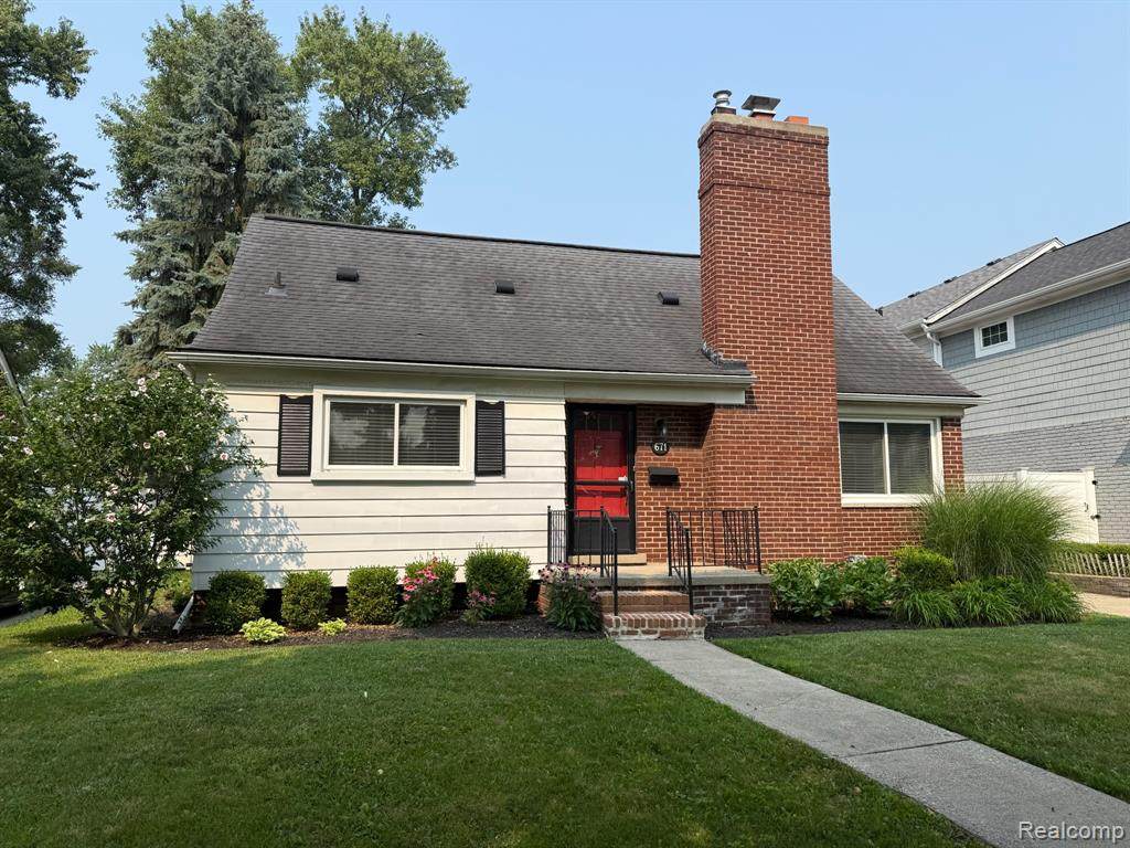 671 Coolidge Road - Photo 1