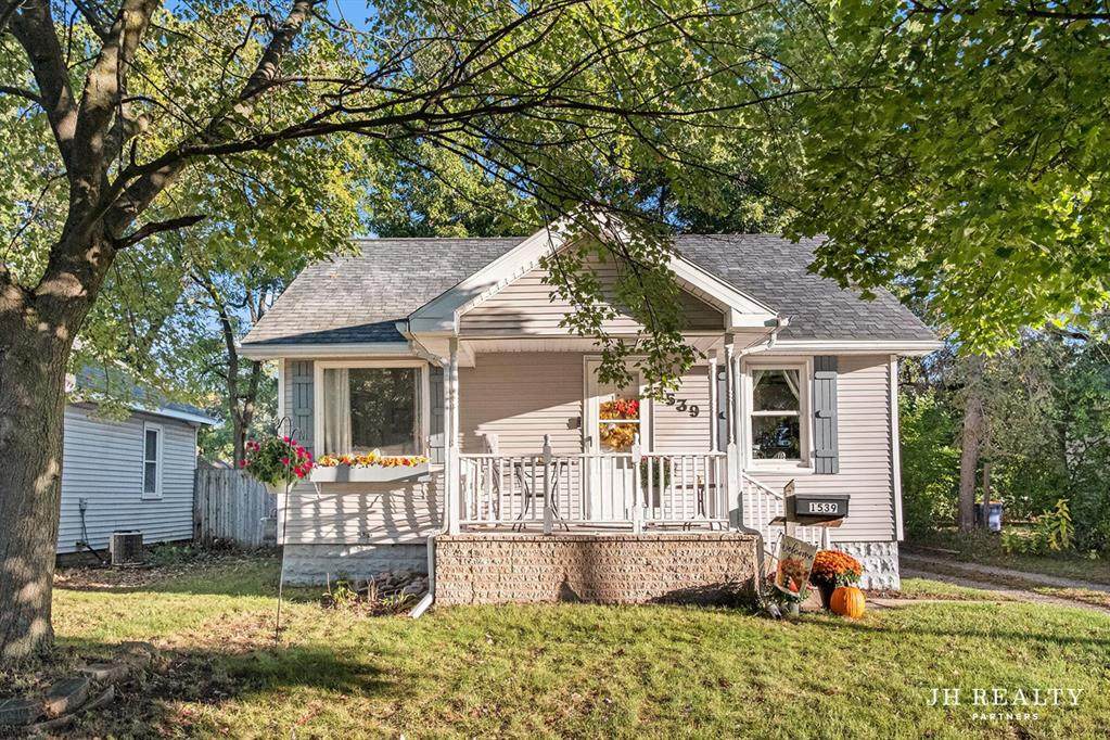 1539 Mason Street - Photo 1