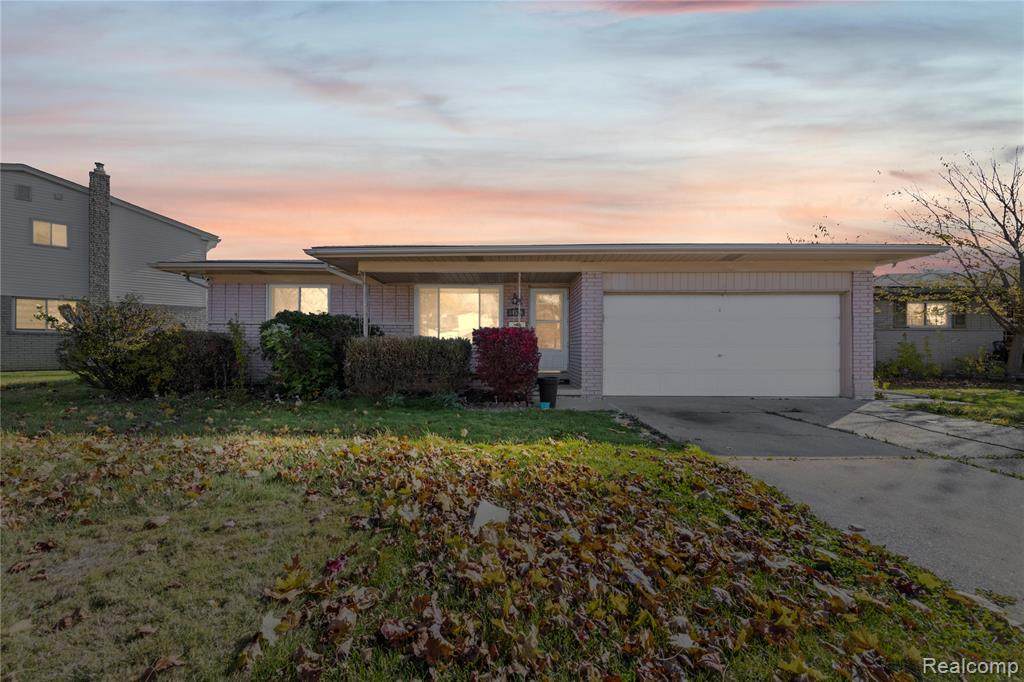 34576 Hawke Drive - Photo 1