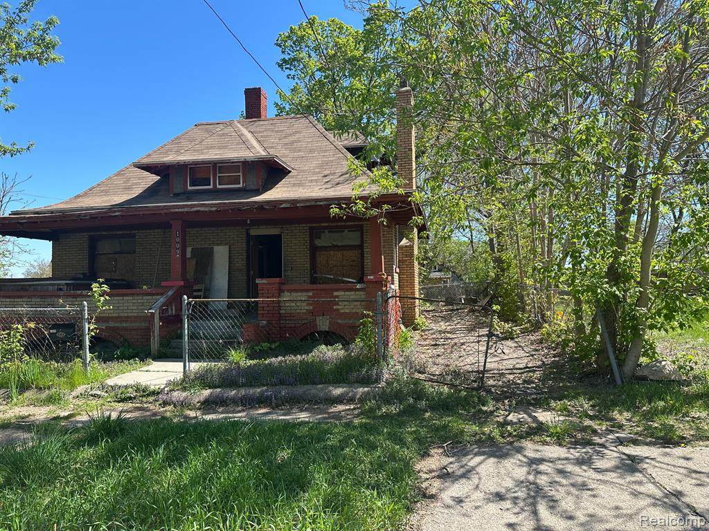 1009 Oak Street - Photo 1