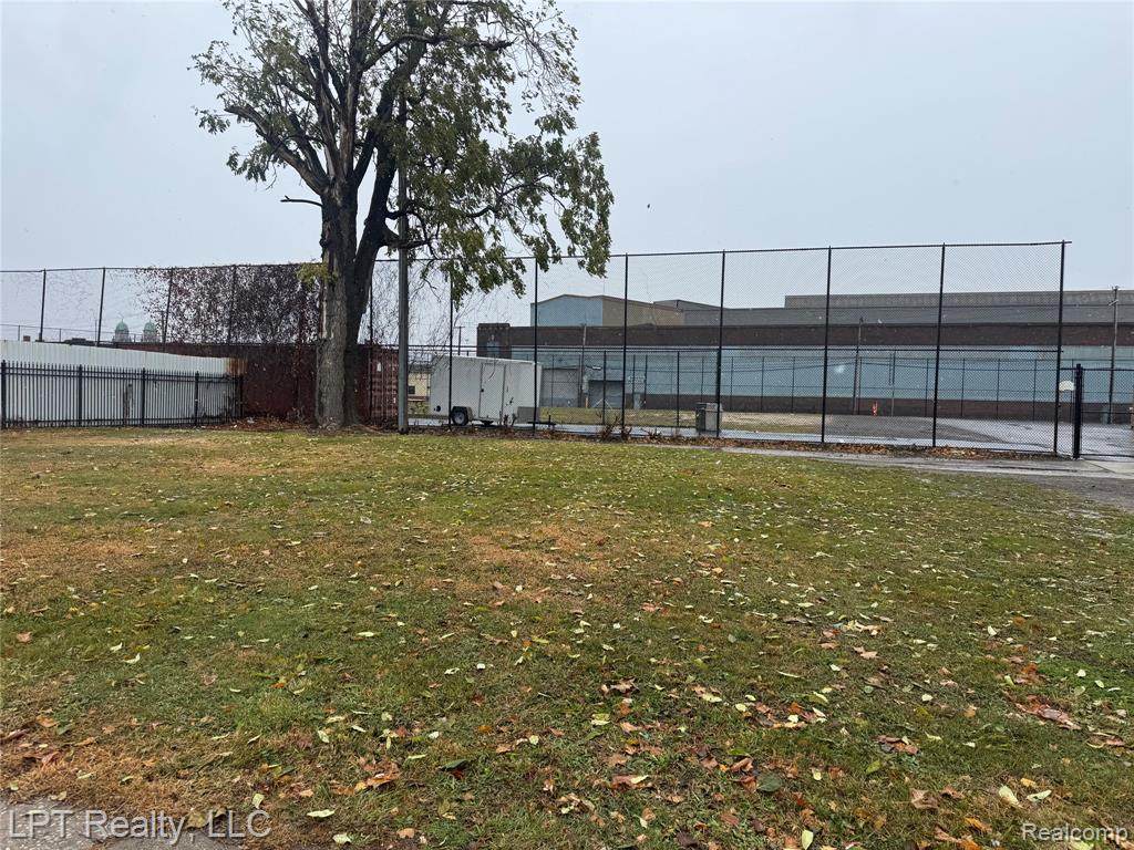 3938 Livernois Avenue - Photo 1