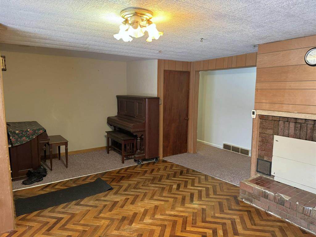 https://bt-photos.global.ssl.fastly.net/michigan/orig_boomver_1_645083576-2.jpg