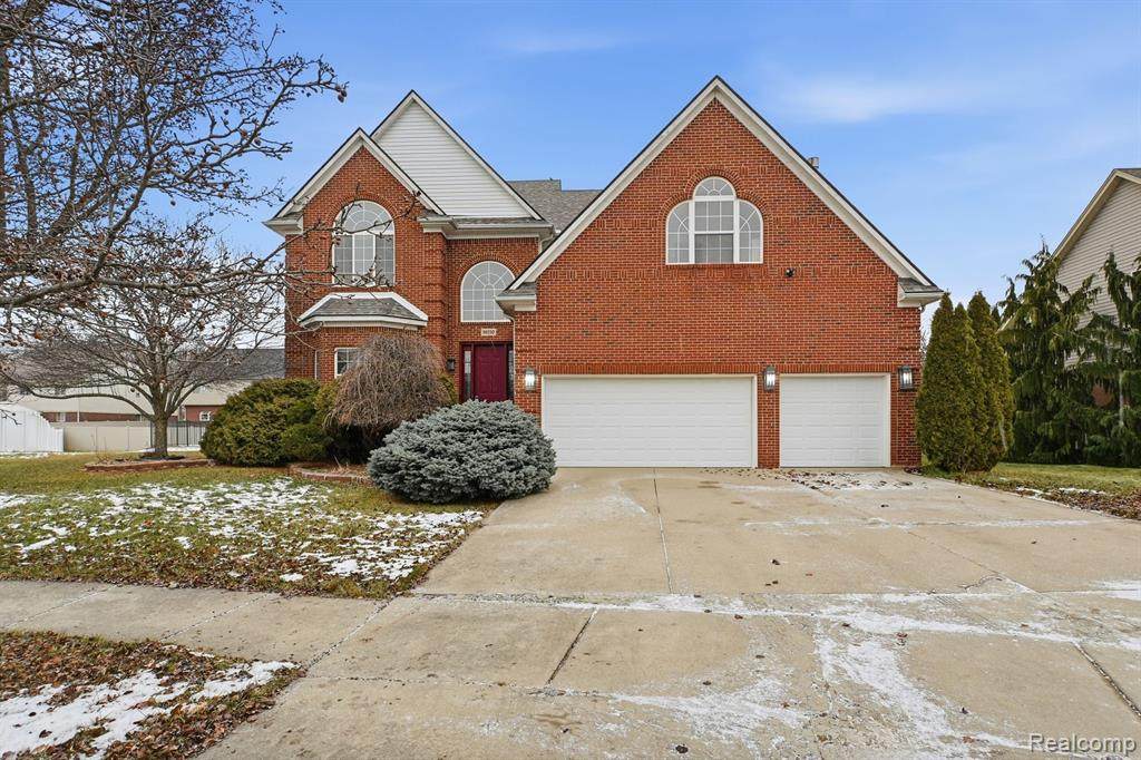 19270 Theresa Boulevard - Photo 1