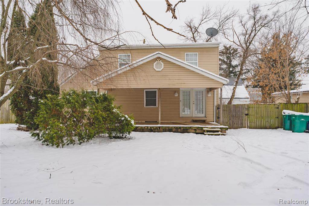 2961 Chrysler Avenue - Photo 1