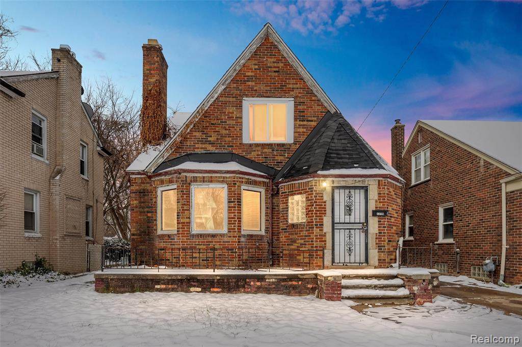 8319 Marlowe Street - Photo 1