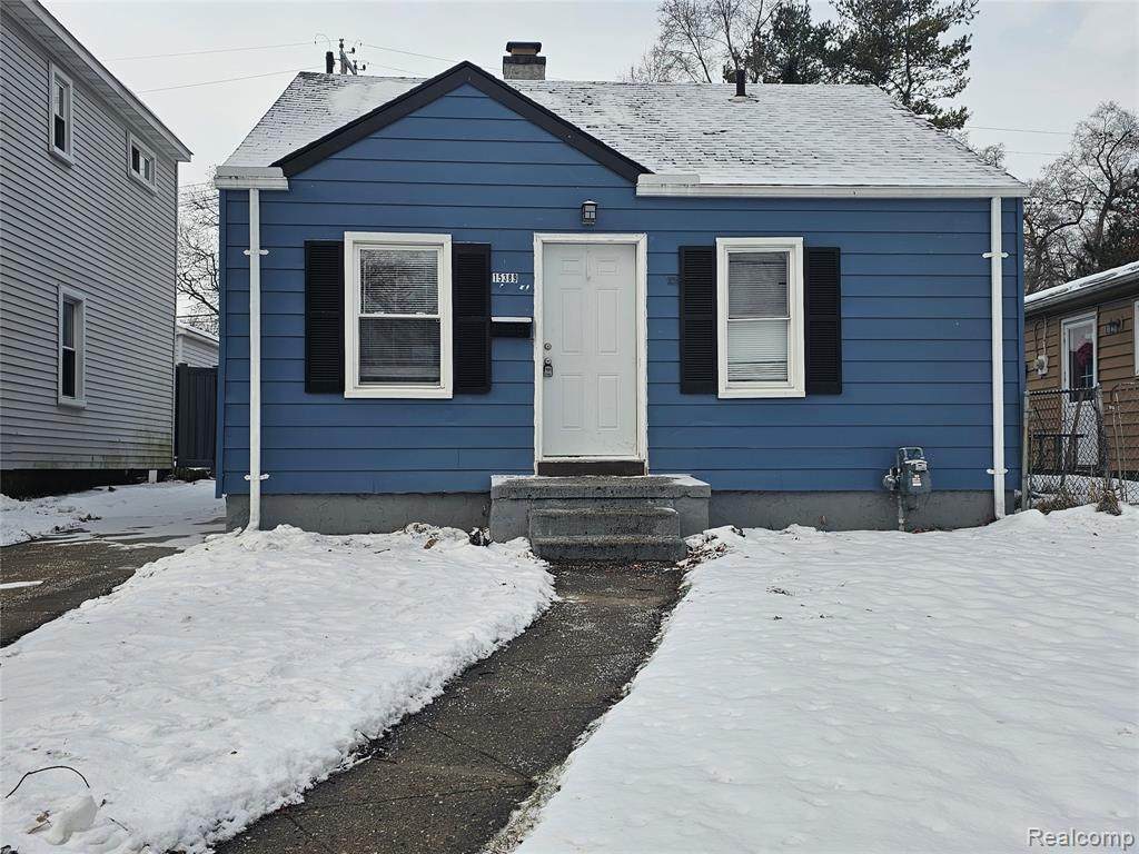 15389 Dixie - Photo 1