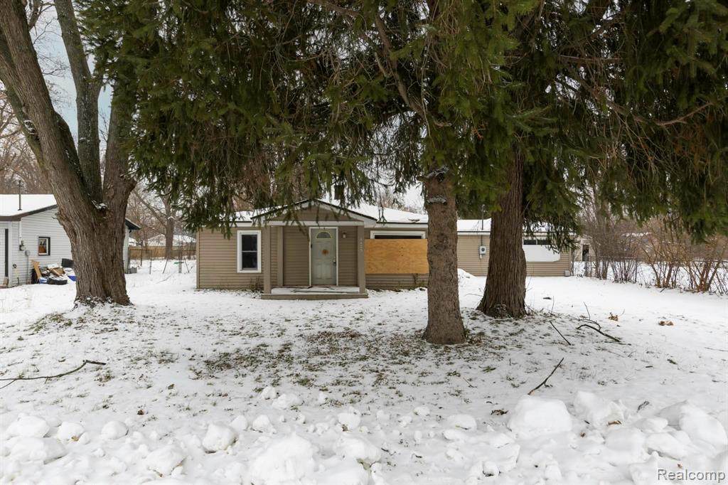 4425 Randolph Street - Photo 1