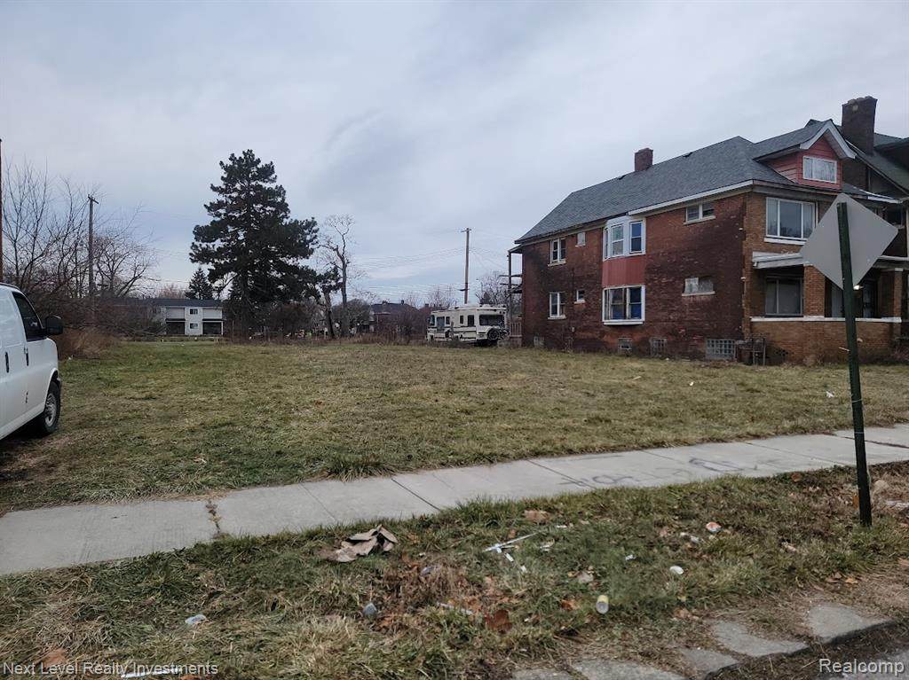 https://bt-photos.global.ssl.fastly.net/michigan/orig_boomver_1_646063602-2.jpg