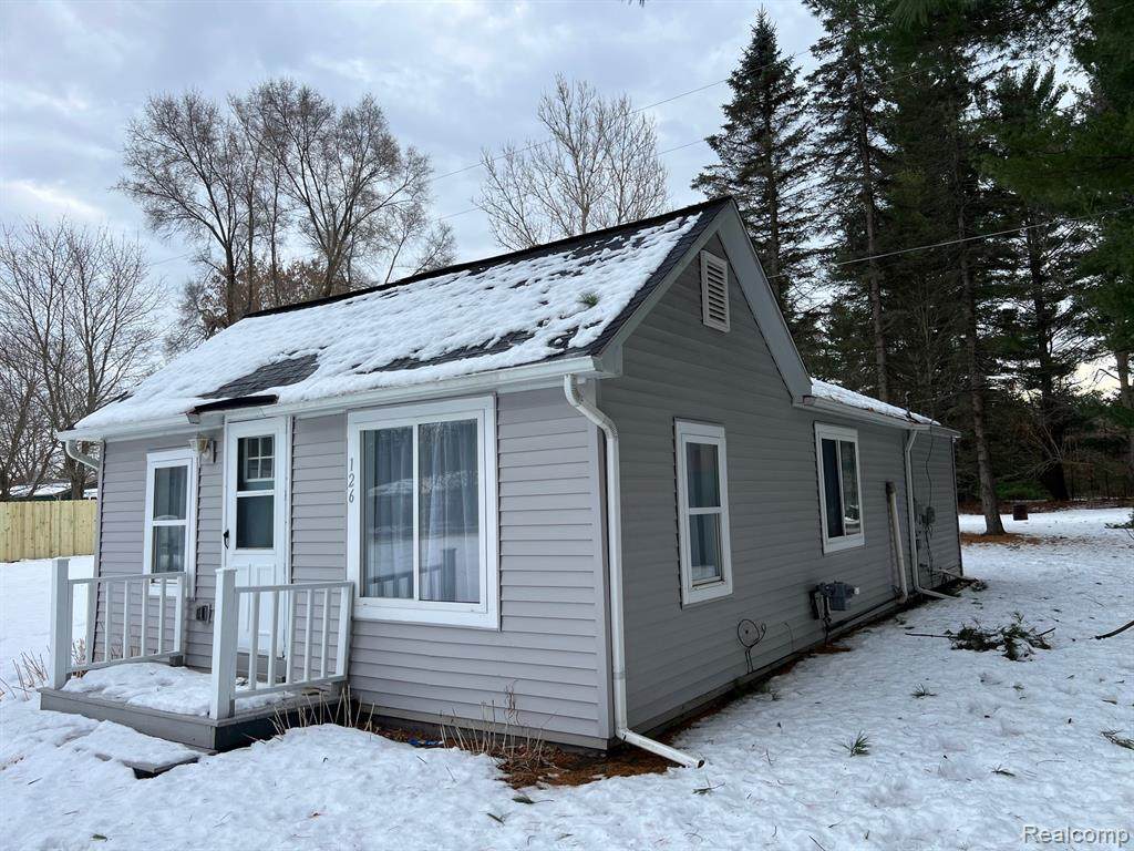 126 Burnside Road - Photo 1