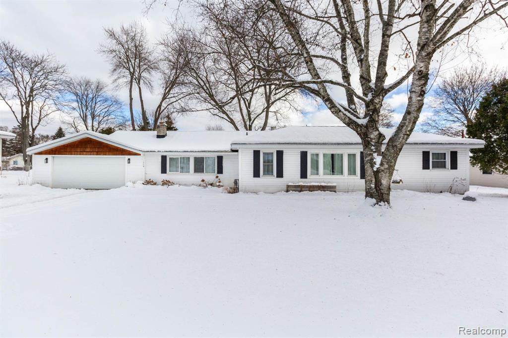 5194 Heath Avenue - Photo 1