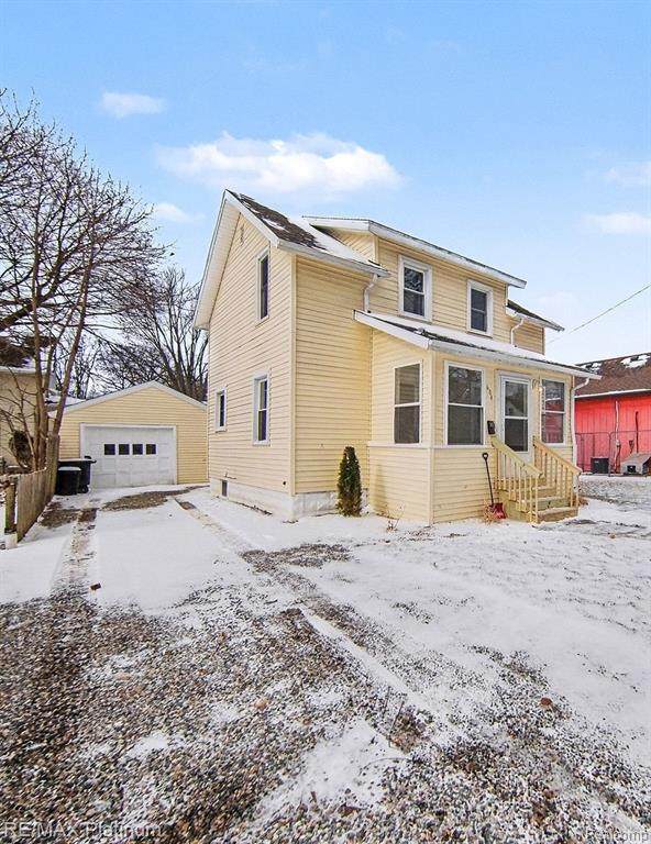 604 Seymour Avenue - Photo 1