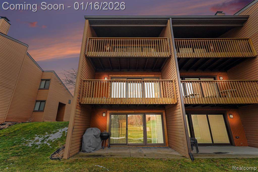 48315 Bayshore Drive - Photo 1