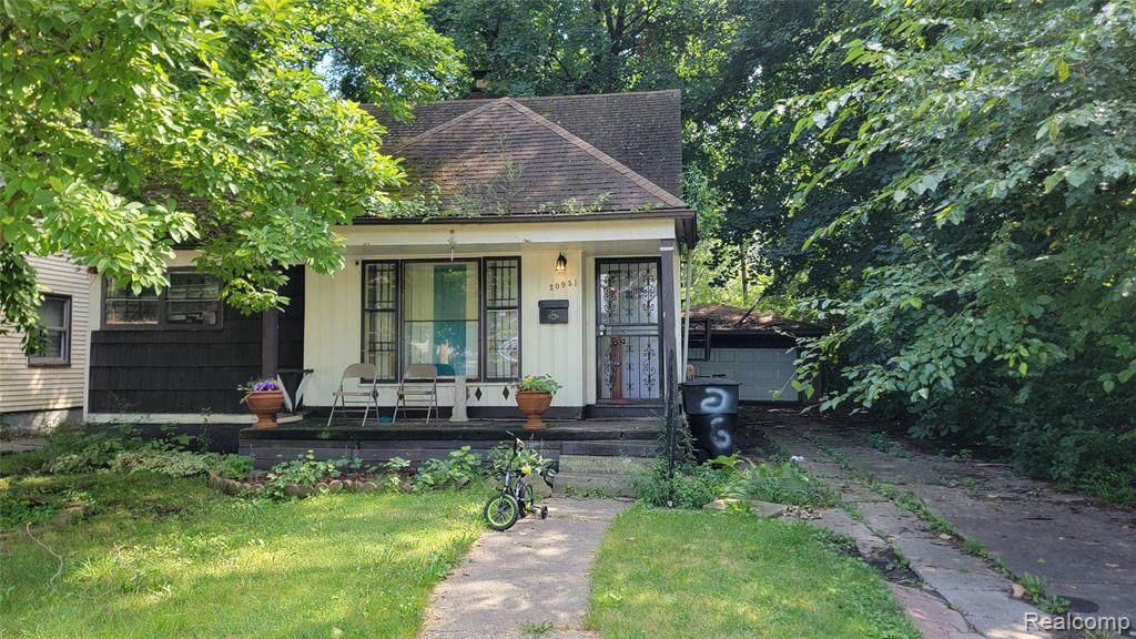 20931 Pickford Street - Photo 1