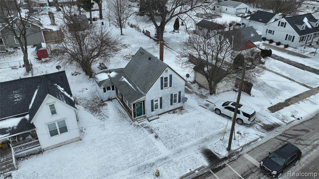 403 King Street - Photo 1