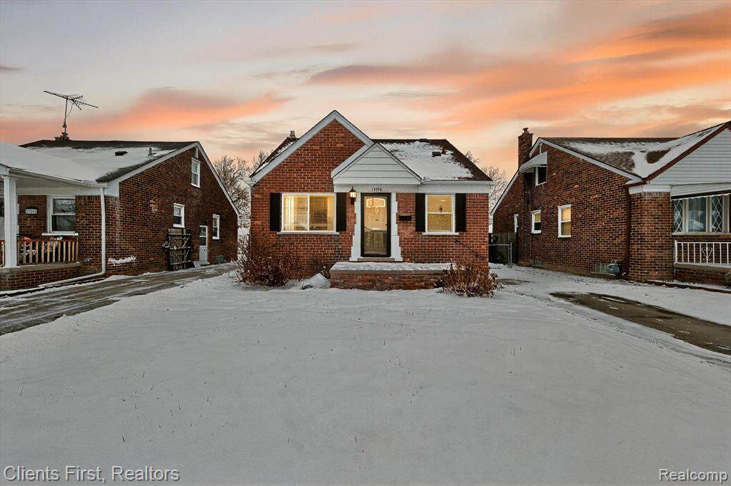 13498 Callender Street - Photo 1