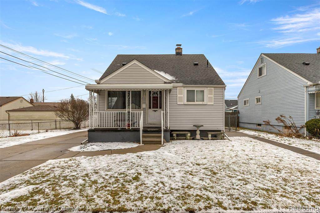 435 Champaign Road - Photo 1