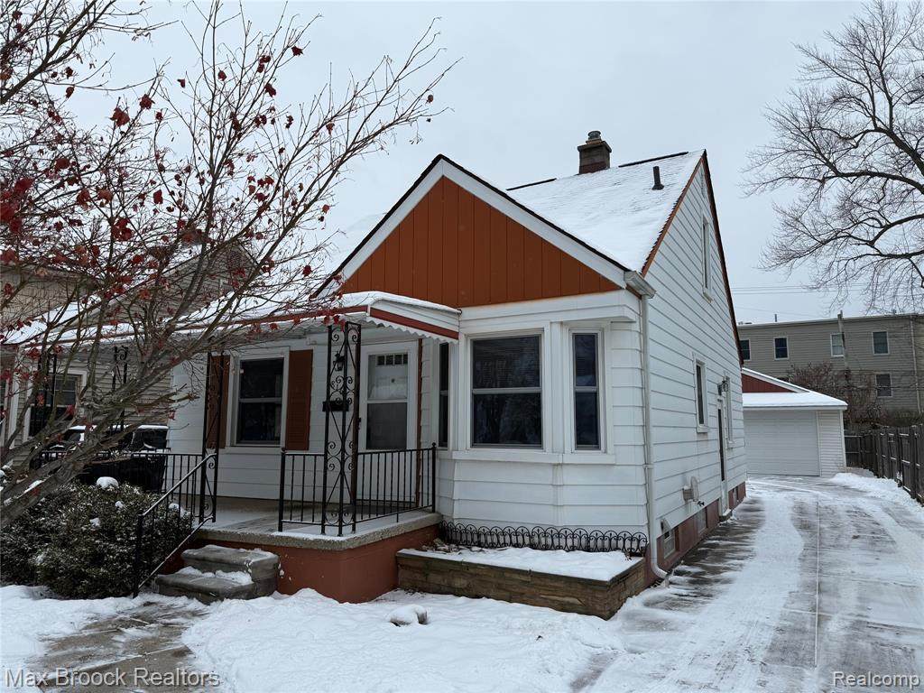 816 3rd Street - Photo 1