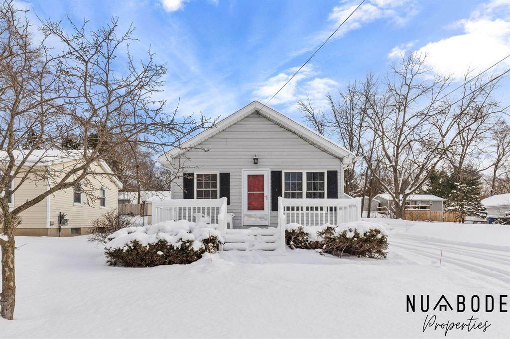 1728 Ira Avenue - Photo 1