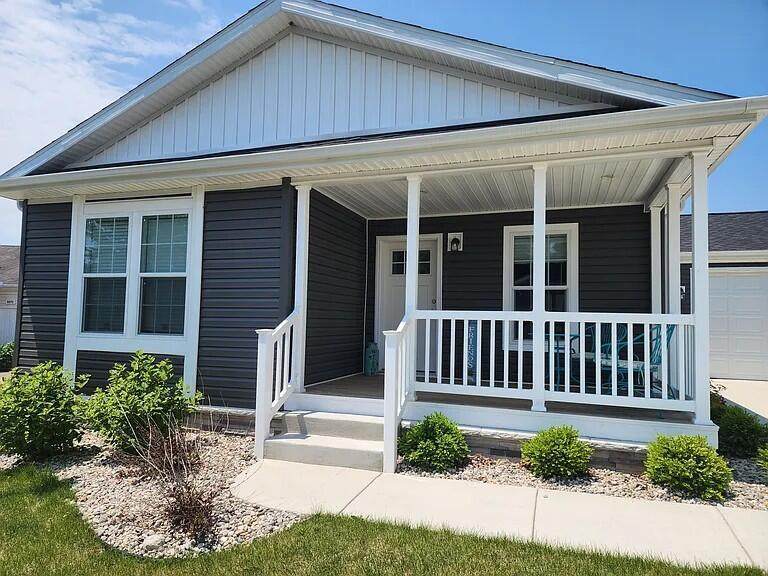 5283 Beardsley Court - Photo 1