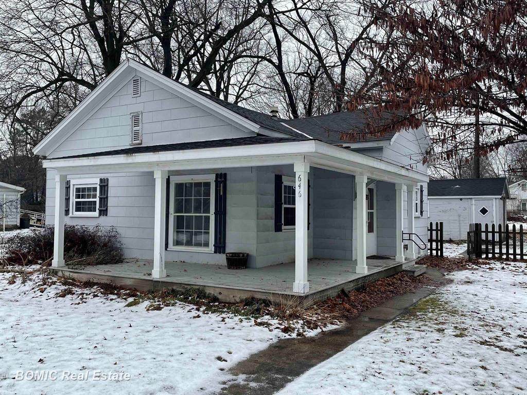 646 Frank Street - Photo 1