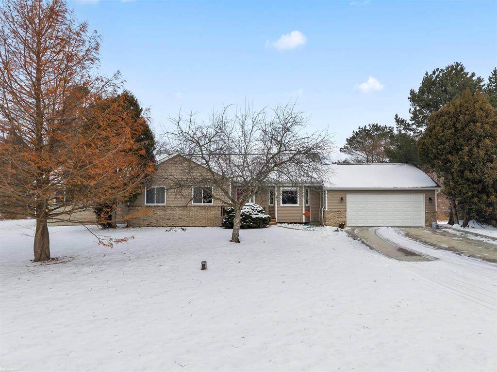 6550 Lapeer Road - Photo 1