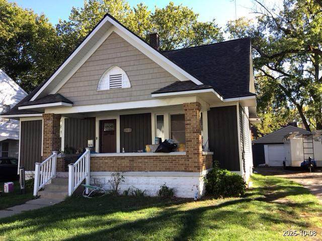 2438 Wyoming Avenue - Photo 1